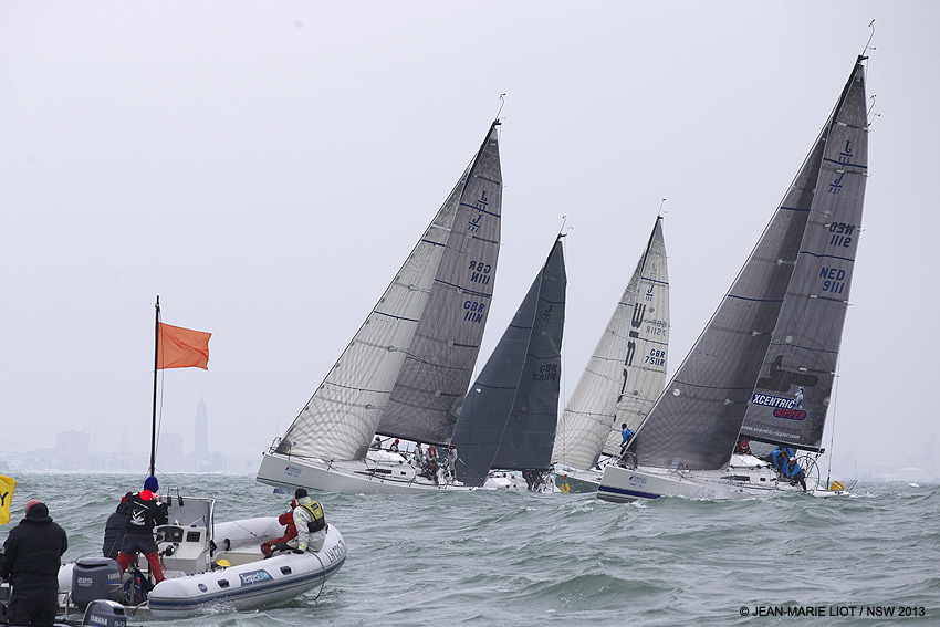 J111 NSW 2013